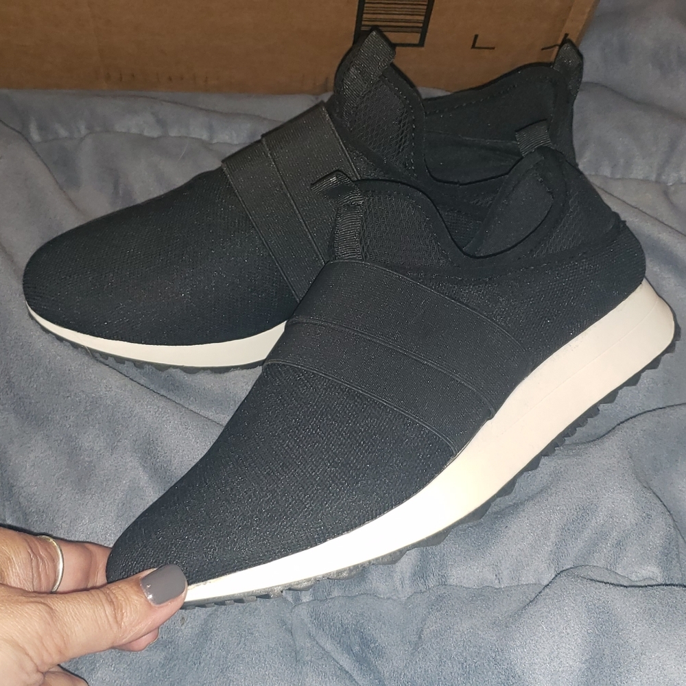 Steve Madden sneakers